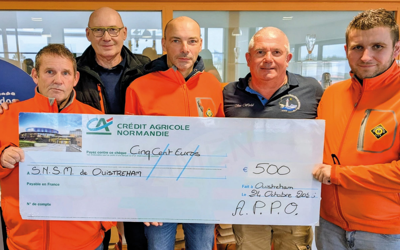 Ouistreham. L'APPO de Ouistreham remet un chèque de 500 € à la SNSM